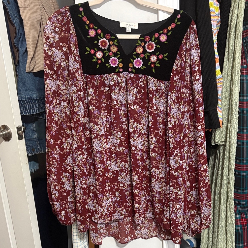 Umgee Maroon Floral Blouse with Embroidered Neckline